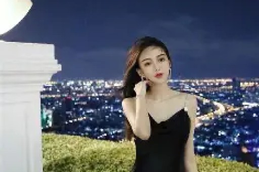 “耍大牌”被富婆贴脸开大口碑下滑是真性情还是低情商？